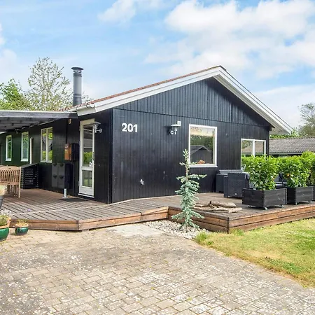 6 Person In Juelsminde