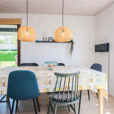 Дом отдыха 6 Person In Juelsminde Sonderby (Midtjylland)