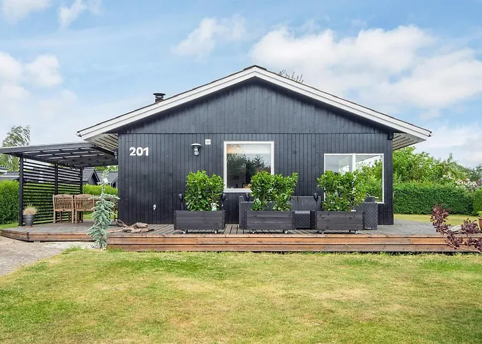 Дом отдыха 6 Person In Juelsminde Sonderby (Midtjylland)